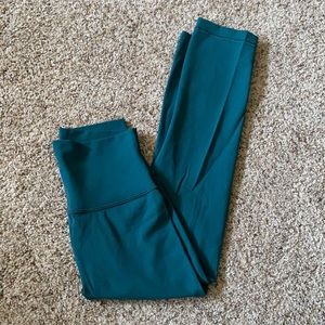 Lululemon Wunder Under leggings size 2